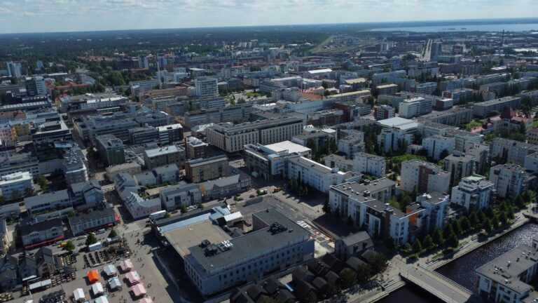 Kuvassa ilmakuva Oulusta. Kuvituskuva